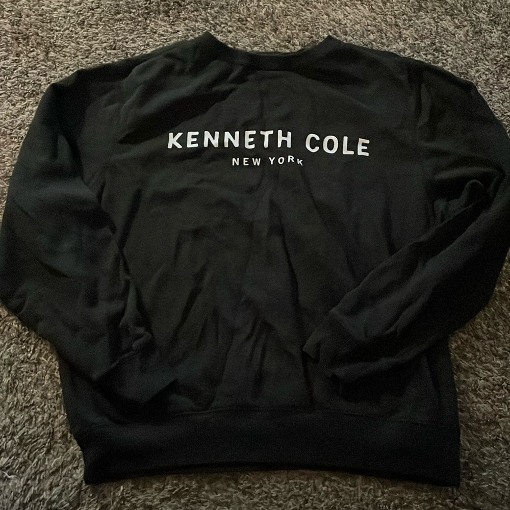 Kenneth Cole sweatshirt, size L